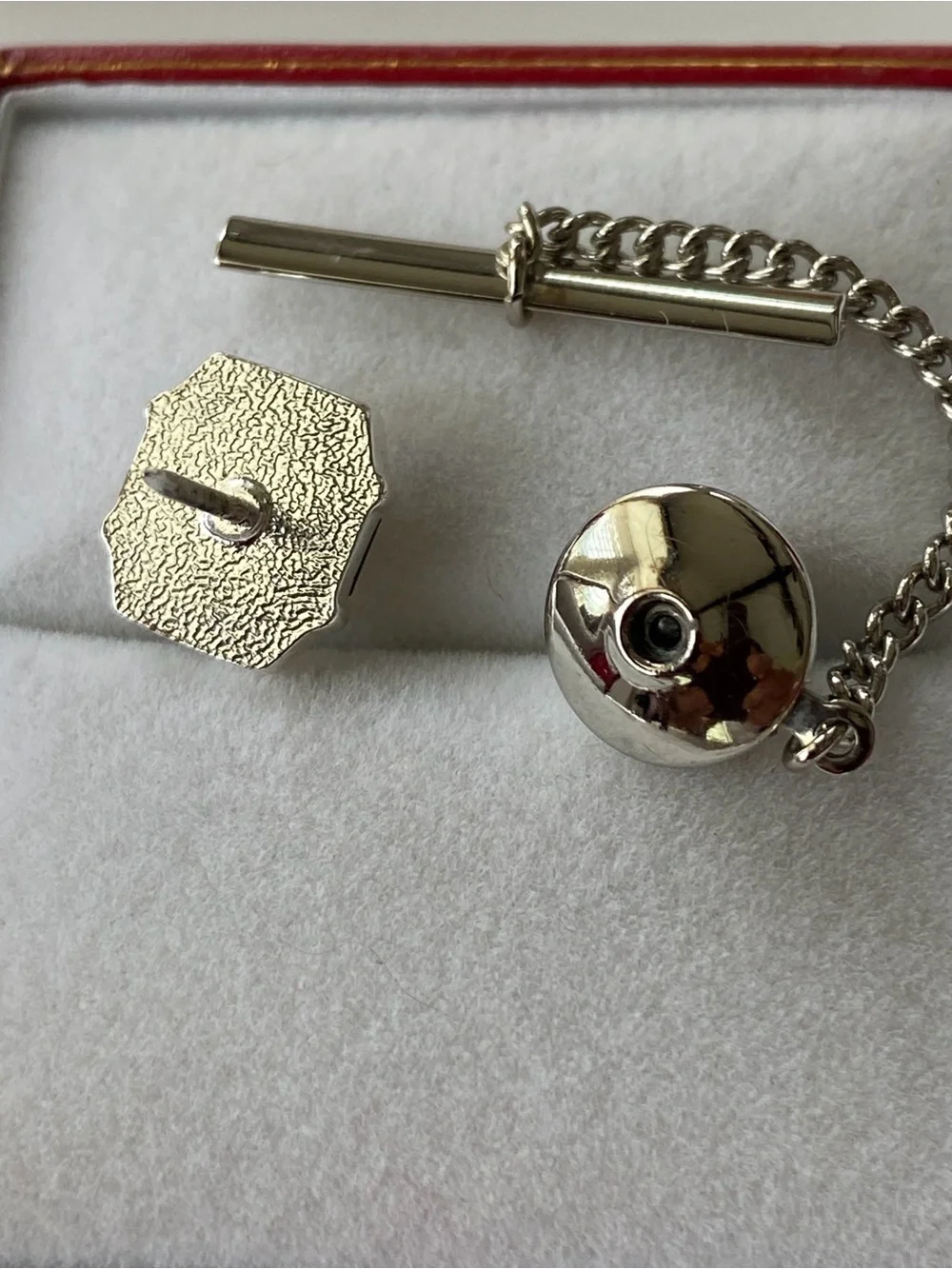 Geoffrey Beene black onyx silvertone tie tack
